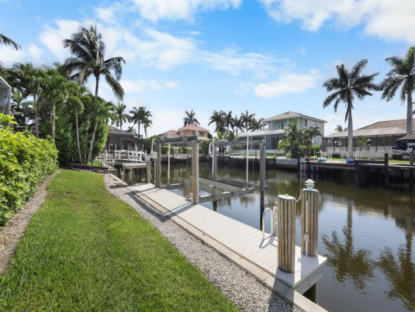 Waterfront Home in Marco Island - Your 3-Bedroom Tropical Escape