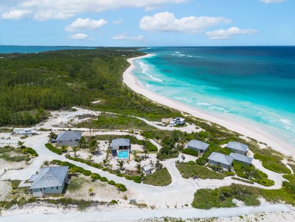 Exclusive Beachfront Estate in Governor`s Harbour, Eleuthera