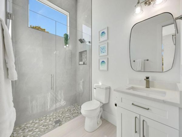 Luxury Naples Park Getaway - Four Bedroom Retreat