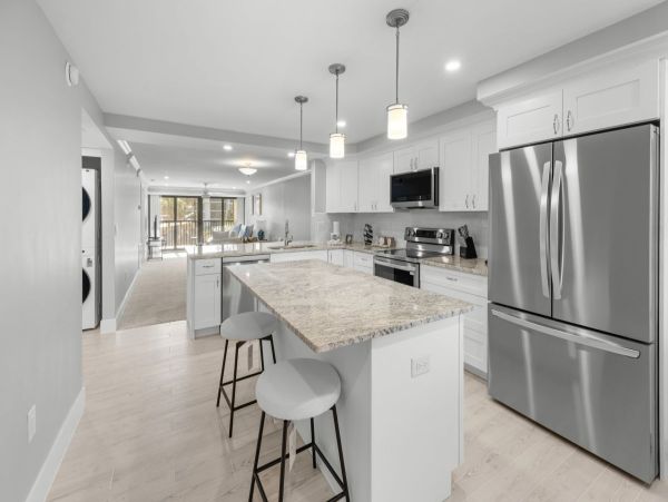 Exceptional Gulf Front Beach Condo Sunny Sanibel Island! New Arrival!