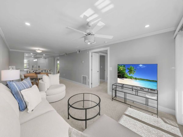 Exceptional Gulf Front Beach Condo Sunny Sanibel Island! New Arrival!
