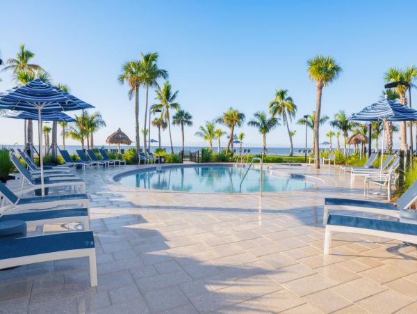 Exceptional Gulf Front Beach Condo Sunny Sanibel Island! New Arrival!