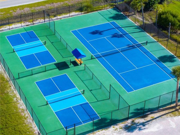 Exceptional Gulf Front Beach Condo Sunny Sanibel Island! New Arrival!
