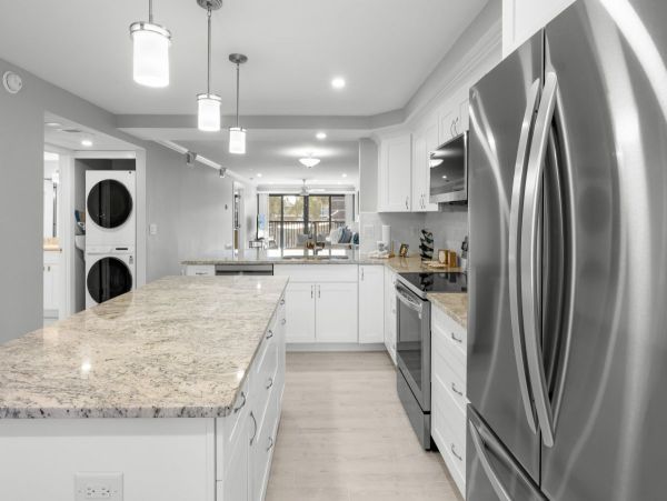 Exceptional Gulf Front Beach Condo Sunny Sanibel Island! New Arrival!