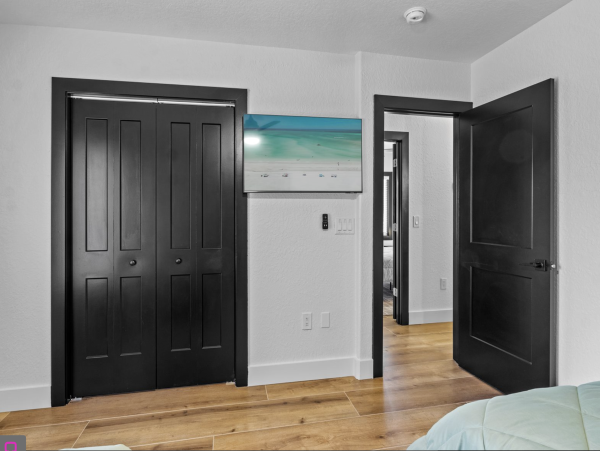Canal Front Vacation Home Away from Home NEW ARRIVAL