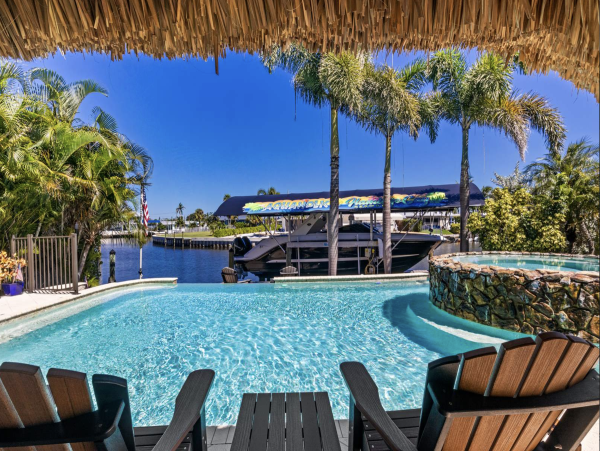 Canal Front Vacation Home Away from Home NEW ARRIVAL