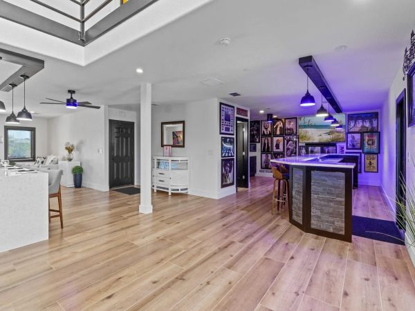 Canal Front Vacation Home Away from Home NEW ARRIVAL