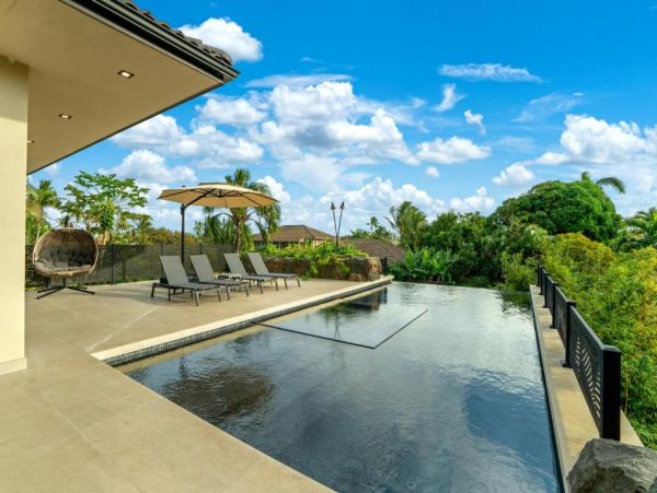 Luxury 4-Bedroom Home in Koloa