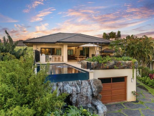 Luxury 4-Bedroom Home in Koloa
