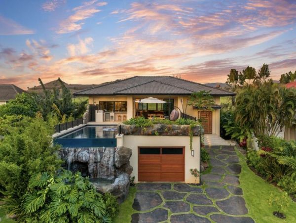 Luxury 4-Bedroom Home in Koloa