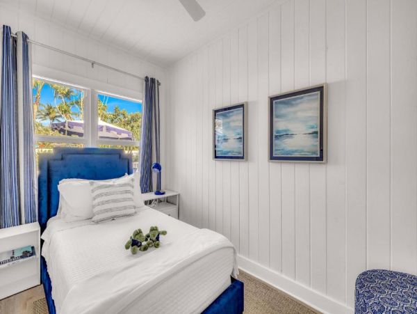 Luxurious Coastal Retreat - Historic Residence with Private Pool