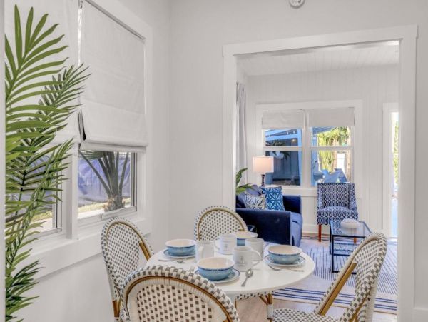 Luxurious Coastal Retreat - Historic Residence with Private Pool