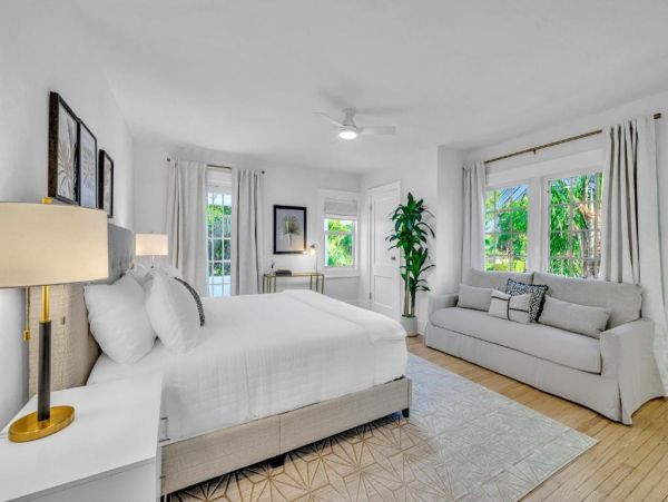 Luxurious Coastal Retreat - Historic Residence with Private Pool
