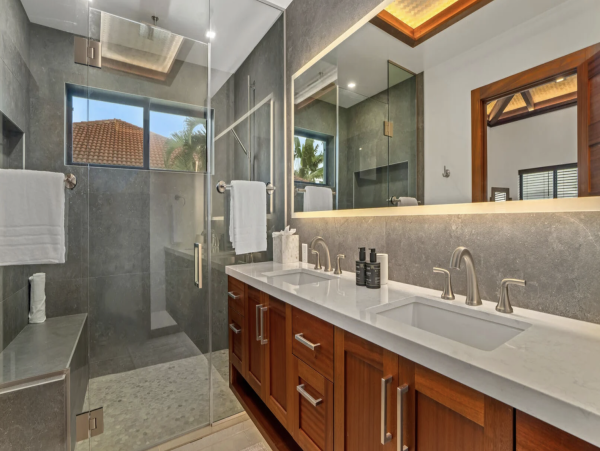 Poipu Villa Magnificent Views Best location NEW ARRIVAL Pure Luxury