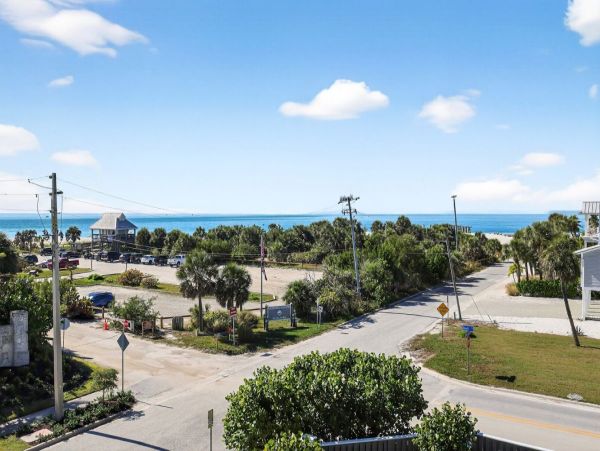 Stunning Stroll To Beach Pool Home