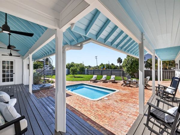 Stunning Stroll To Beach Pool Home