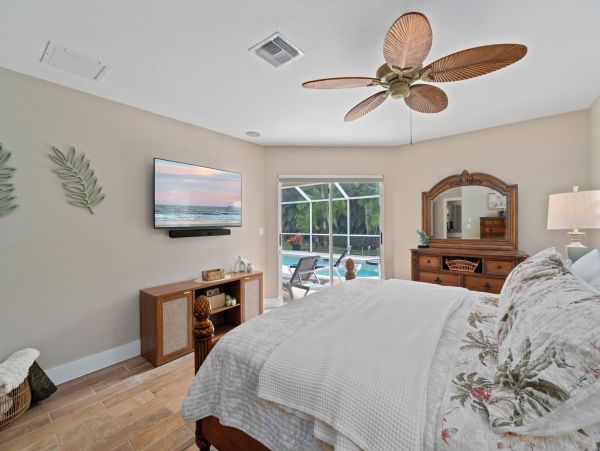 Premier Coastal Retreat Near Bonita Beach - 3-Bedroom Home with Private Pool