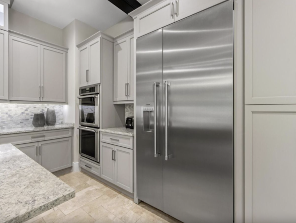 Luxury Luxury Luxury Posh Anna Maria Island Retreat- Stroll to Beach Private Island Key Royale