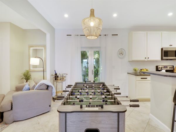 Luxurious House in Delray Beach - 4-Bedroom with Private Pool