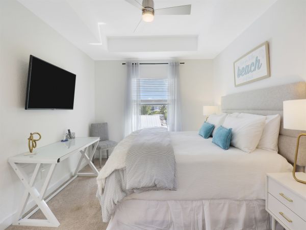 Luxurious House in Delray Beach - 4-Bedroom with Private Pool