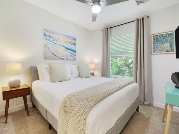 Luxurious House in Delray Beach - 4-Bedroom with Private Pool