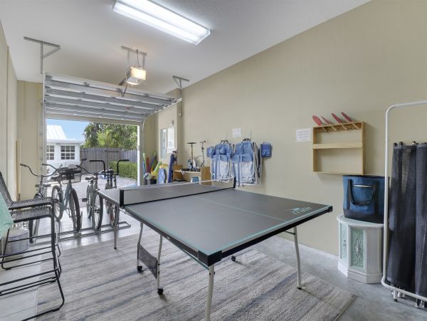 Luxurious House in Delray Beach - 4-Bedroom with Private Pool