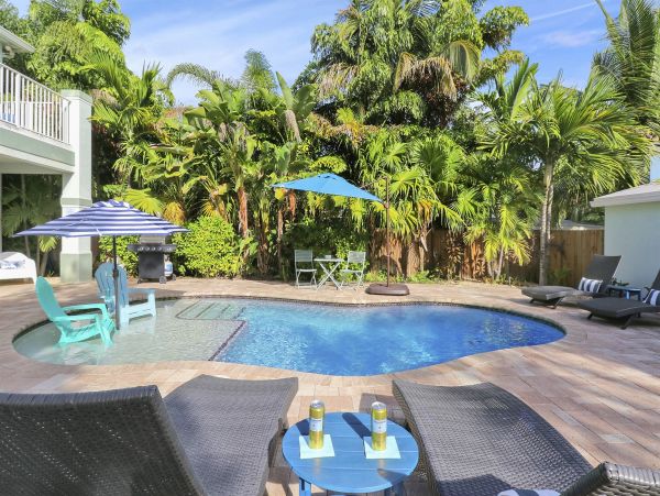 Luxurious House in Delray Beach - 4-Bedroom with Private Pool