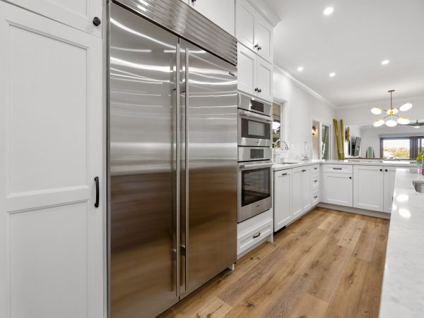 Kailua Beachfront Vacation Rental - Luxury Hawaii Home with Cottage