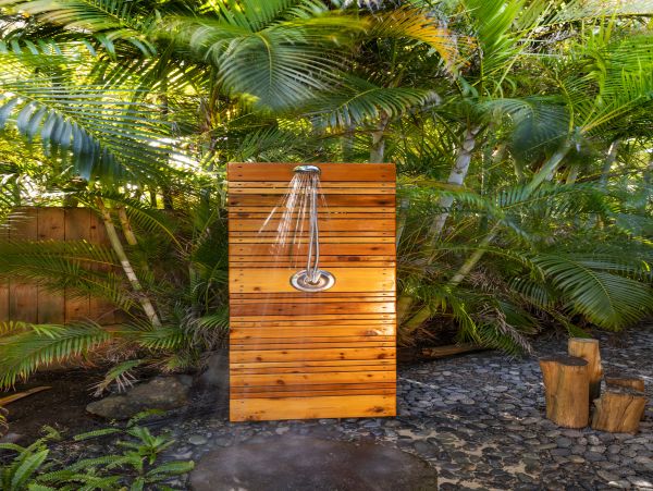 Kailua Beachfront Vacation Rental - Luxury Hawaii Home with Cottage