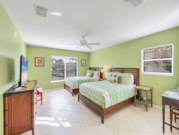 Refined Coastal Luxury on Longboat Key