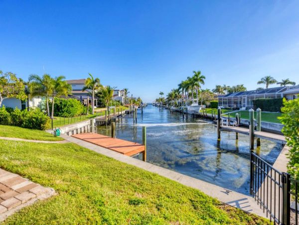 Refined Coastal Luxury on Longboat Key