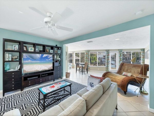 Refined Coastal Luxury on Longboat Key
