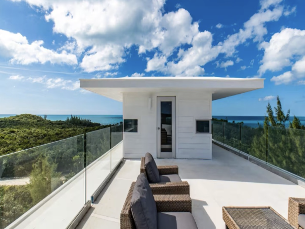 Caribbean Side Of Island Main House & Guest House Beach Estate