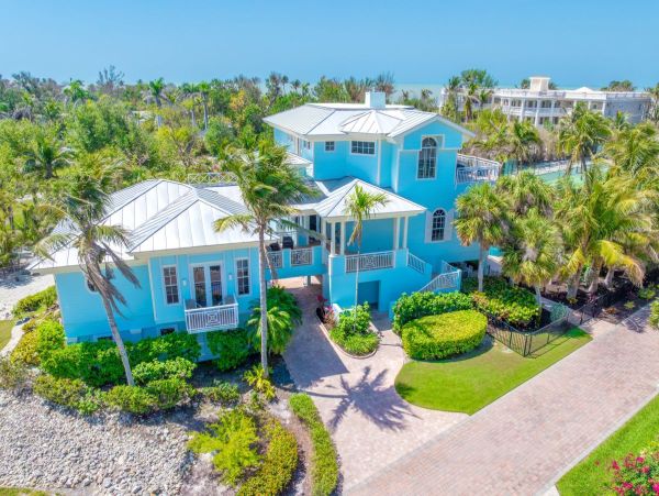 Luxury Captiva Island Estate with Private Beach Access