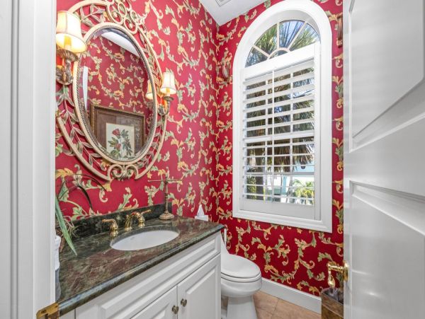 Luxury Captiva Island Estate with Private Beach Access