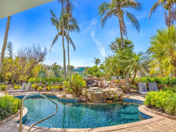 Luxury Captiva Island Estate with Private Beach Access