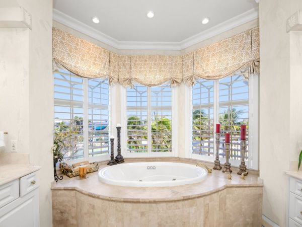Luxury Captiva Island Estate with Private Beach Access