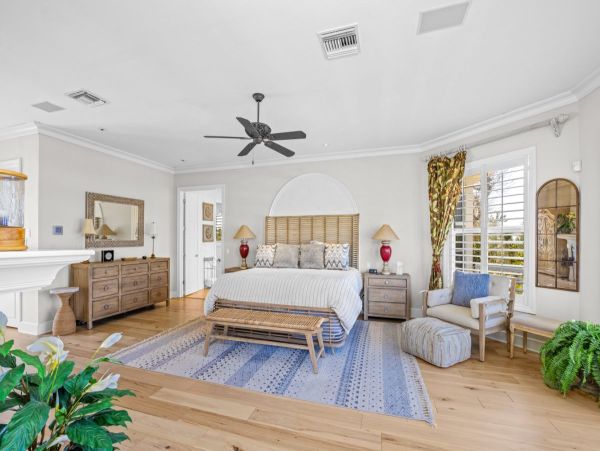 Luxury Captiva Island Estate with Private Beach Access