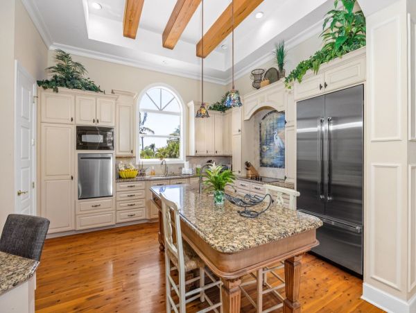 Luxury Captiva Island Estate with Private Beach Access