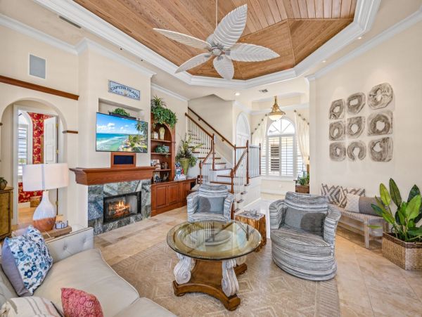 Luxury Captiva Island Estate with Private Beach Access