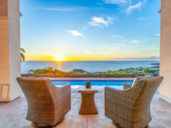 Kohala Coast Luxury Vacation Rental – Oceanfront Hawaii Villa