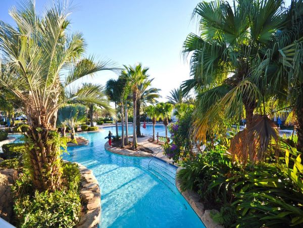 Luxury Townhouse 3-bedroom - Great Amenities in Reunion