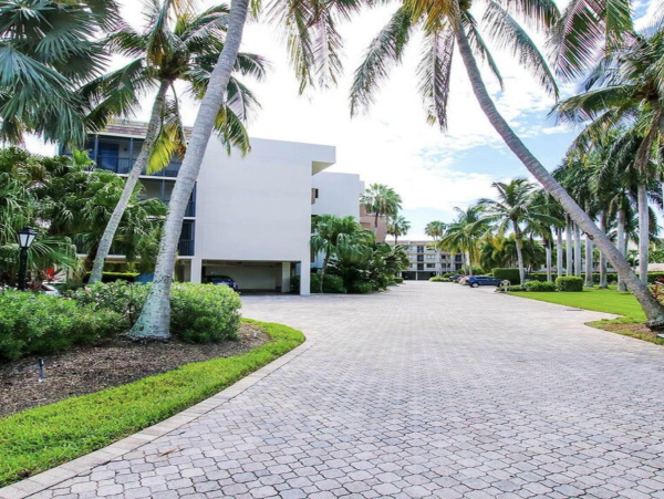 Roof Top Patio World Class Views Private Sundeck