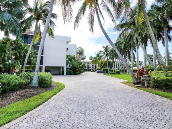 Roof Top Patio World Class Views Private Sundeck