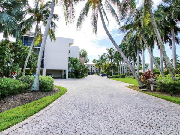 Roof Top Patio World Class Views Private Sundeck