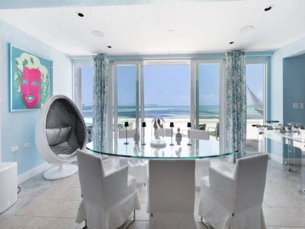 Understated Elegance High End Comfort Beachfront Estate