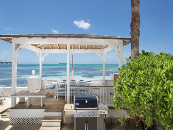 Understated Elegance High End Comfort Beachfront Estate