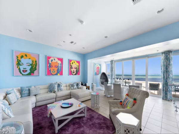 Understated Elegance High End Comfort Beachfront Estate