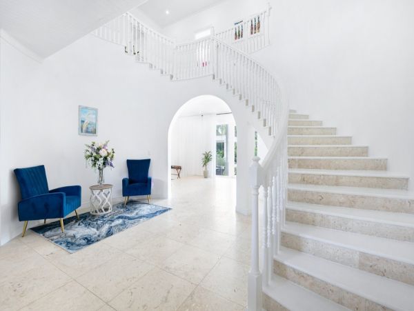 Bahamas Luxury Retreat Main House Plus Separate Pool House