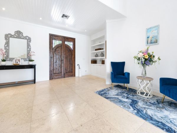Bahamas Luxury Retreat Main House Plus Separate Pool House
